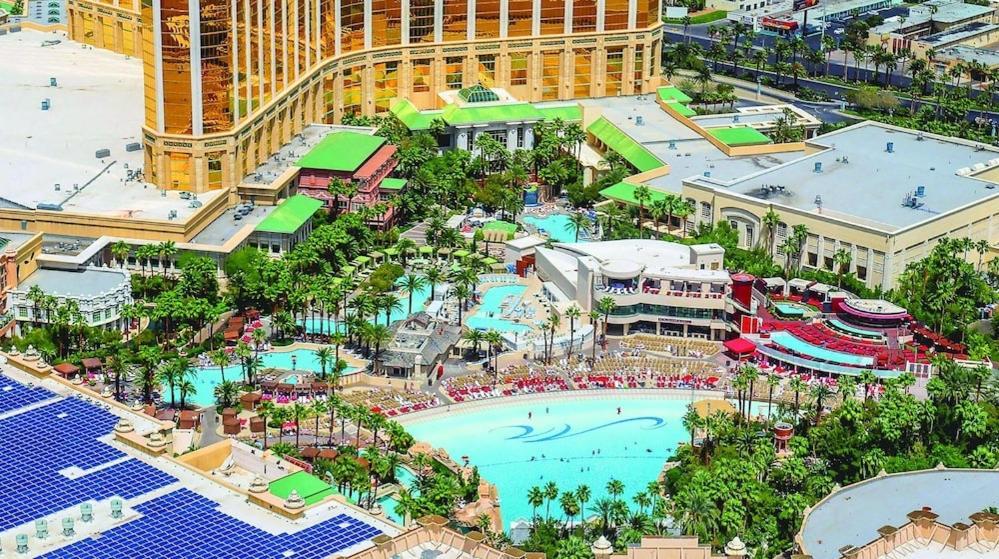 Mandalay Bay Resort And Casino By Suiteness Las Vegas Exterior foto