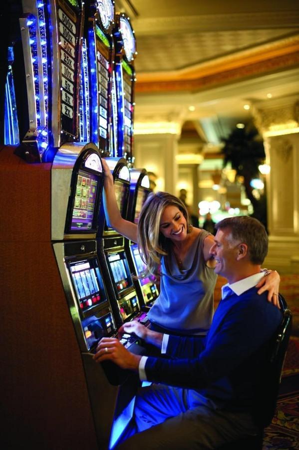 Mandalay Bay Resort And Casino By Suiteness Las Vegas Exterior foto